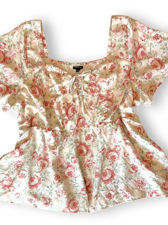 torrid Tops - Torrid Women’s 3 Floral Babydoll Top Tie Front Flutter Sleeve Cream Pink Green